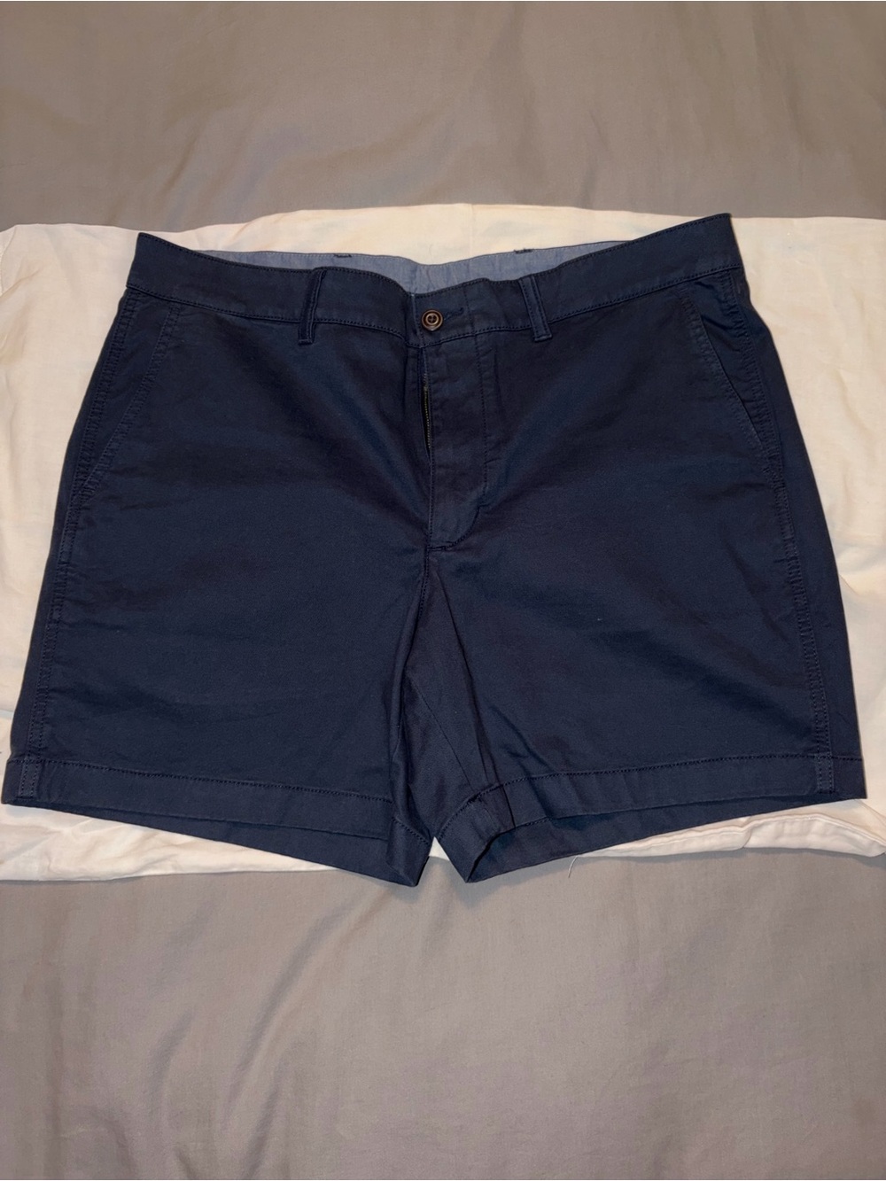 Eddie Bauer 7 in shorts new
